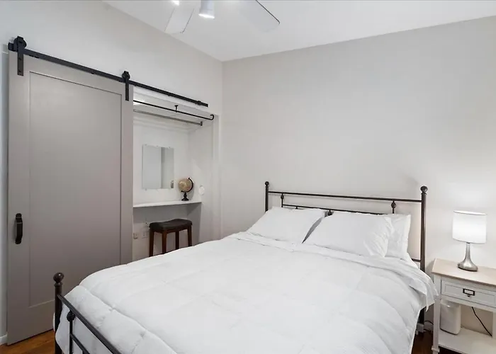 Basketball Court & Heated Pool, 1 Mi To Old Town! Scottsdale
