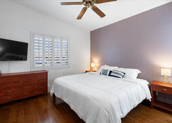 Holiday home Basketball Court & Heated Pool, 1 Mi To Old Town! Scottsdale